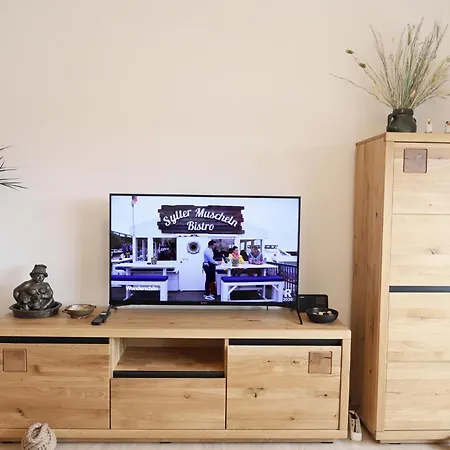 Einfaches 2-zimmer-appartement Mit Balkon. Apartman Westerland